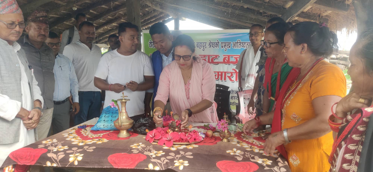 ठोरी गाउँपालिकामा पशु हाट बजारको उदघाटन 