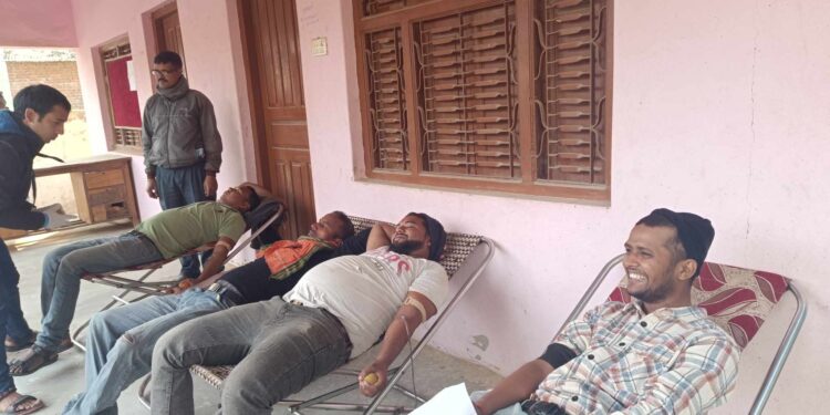 कलैयाकाे भाेडाहामा २ महिला सहित ३०  जनाद्वारा रक्तदान