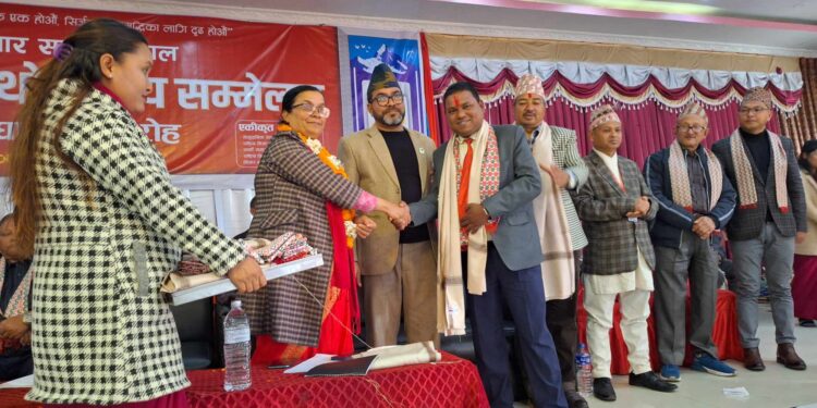 दलित समुदायका शैक्षिक अभियन्ता मनोज राम पोखरामा सम्मानित