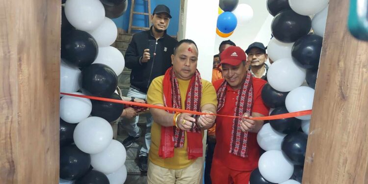 वीरगन्जका मेयर सिंहले गरे नारायणी स्पोर्ट्स सेण्टरको उद्घाटन