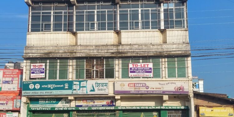 ‘आउटलेट’ हुनुपर्ने सहरमा ‘टु–लेट’ को बोर्ड
