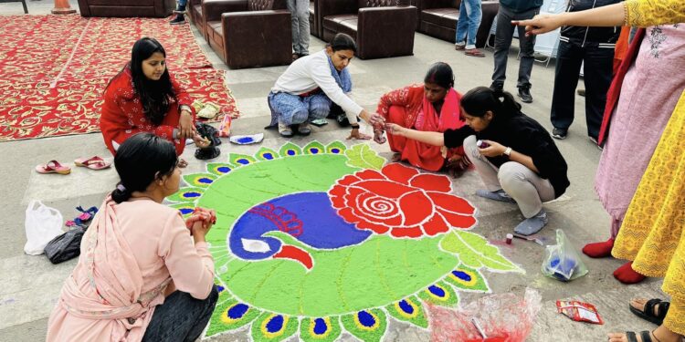 वीरगन्जमा जगन्नाथ रथ यात्रा निकालिदै
