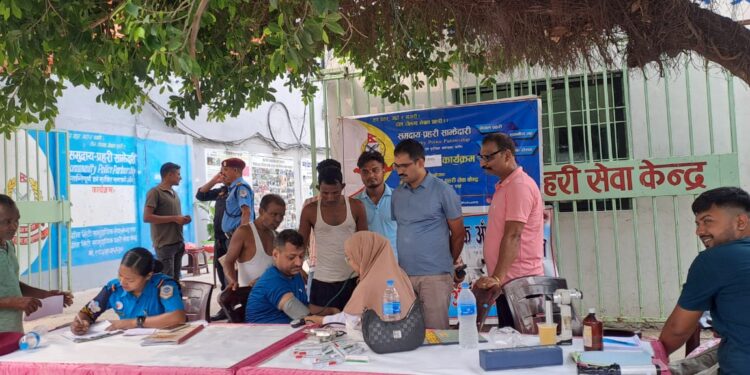 निःशुल्क स्थास्थ्य शिविरमा २७५ जनाको स्वास्थ्य परीक्षण