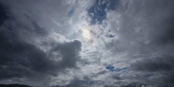 बङ्गालको खाडीमा विकसित न्यूनचापीय प्रणालीले नेपालमा मौसममा बदली