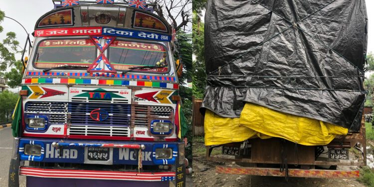 एक करोड ६७ लाखको खाद्यान्न र औषधि सहितको दुई ट्रक पर्सा प्रहरीको नियन्त्रणमा