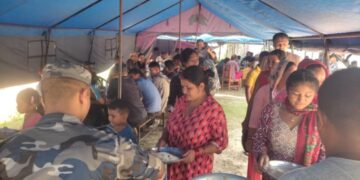 विपद प्रभावितहरुसँग सशस्त्र प्रहरीको दशैं कार्यक्रम