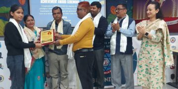 एसईईमा जिल्लामै उत्कृष्ट हुने गौतम माविकी विद्यार्थी रिया साहलाई सम्मान