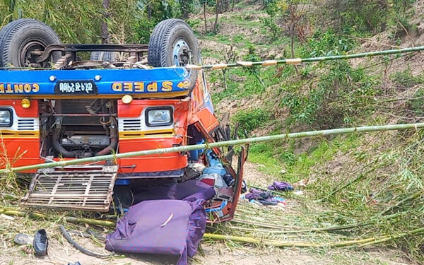 धनकुटा बस दुर्घटना: मृतकको संख्या ३ पुग्यो