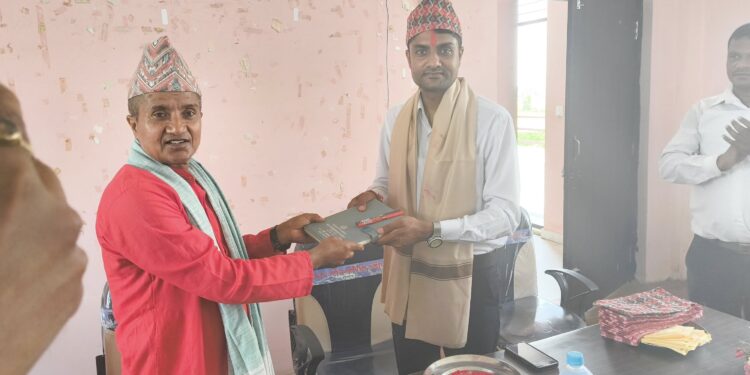 पर्सागढी नगरपालिकामा नव नियुक्त प्रमुख प्रशासकीय अधिकृत राजु प्रसाद साहलाई स्वागत
