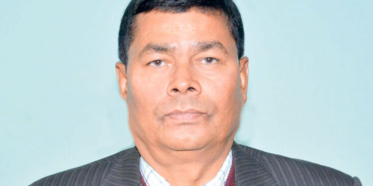 नेपाल बैंकका तत्कालीन अध्यक्ष डा. चन्द्रबहादुर अधिकारीसहित १० जनाविरुद्ध भ्रष्टाचार मुद्दा दायर, ७४ लाख घुस लिएको आरोप
