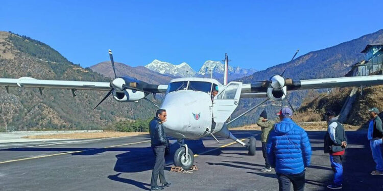 सोलुखुम्बुको फाप्लु विमानस्थलमा १७ दिनपछि हवाई उडान सुचारु