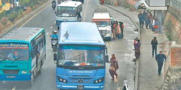 यातायात व्यवसायीको आन्दोलन स्थगित, सेवा सुचारु; सर्वोच्चमा रिट दायर