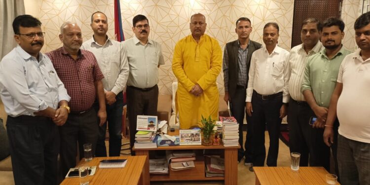 मुख्यमन्त्री सिंहद्वारा भूमिगत पानीको अवस्थाबारे अध्ययन गर्न भारतीय विज्ञ टोलीसँग छलफल