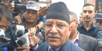 प्रचण्डद्वारा नख्खु कारागारमा रवि लामिछानेसँग भेटवार्ता