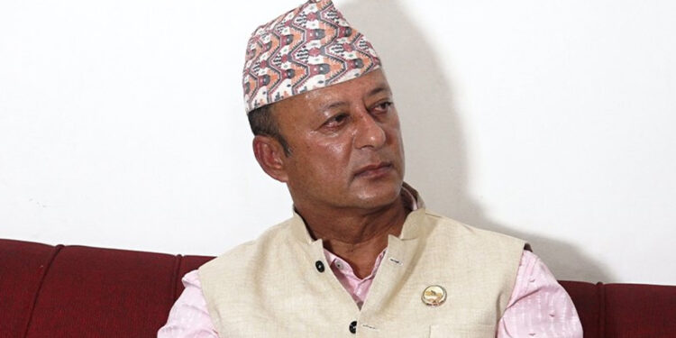 उर्जामन्त्री दीपक खड्काले अख्तियारलाई धम्की, भ्रष्टाचार प्रकरणमा विवाद चर्कियो