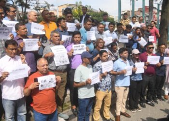 सामाजिक सञ्जाल प्रतिबन्धको विरुद्धमा पत्रकारहरुको प्रदर्शन