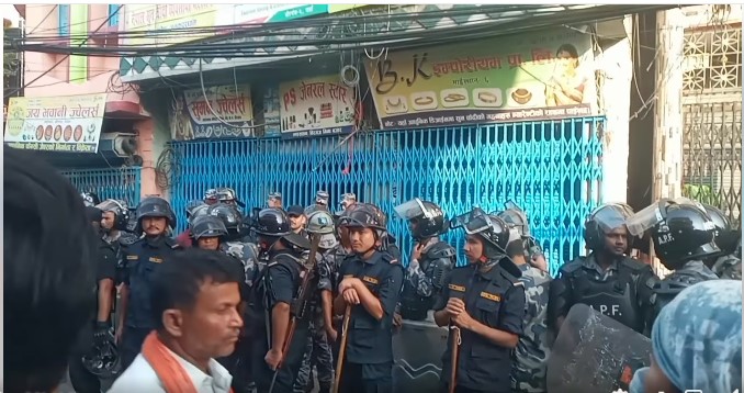 सशस्त्र प्रहरी र राजस्व अनुसन्धानको संयुक्त अपरेशनमा ठूलो मात्रामा सुन र चाँदी बरामद