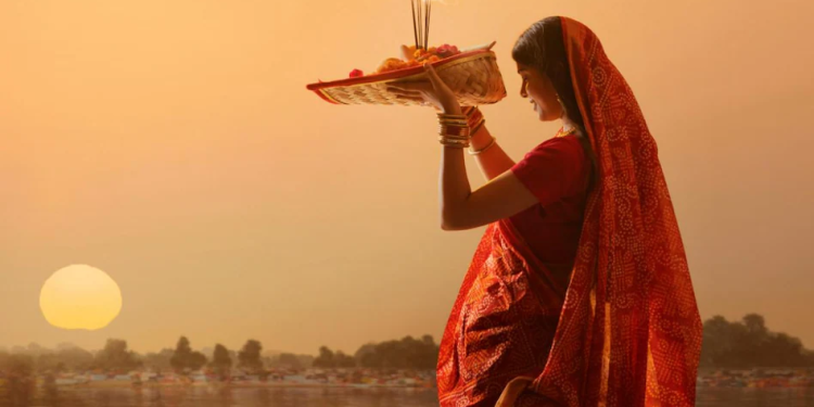 छठको दोस्रो दिन आज ‘‘रशिआव रोटी’’ अर्थात खरना विधि गरी मनाईदै
