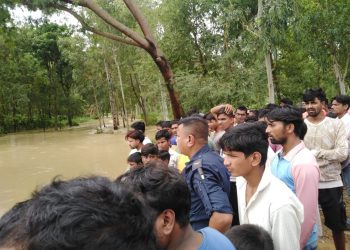 दुधौरा खोलामा टिकटक बनाउने क्रममा युवक बेपत्ता