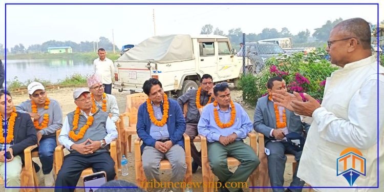 कृषि मन्त्री परियारद्वारा माछापालन र केरा खेतीको अनुगमन, किसानका समस्या सम्बोधन गर्ने प्रतिबद्धता