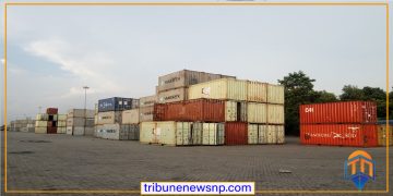 सरकारी अनिर्णयले वीरगन्ज भन्सारमा १८५ कन्टेनर बेवारिसे मालवस्तु अलपत्र