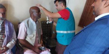 बहुदरमाईको डकैला बहुअरीमा आँखा शिविर सम्पन्न : ३९ जनामा मोतिबिन्दु फेला