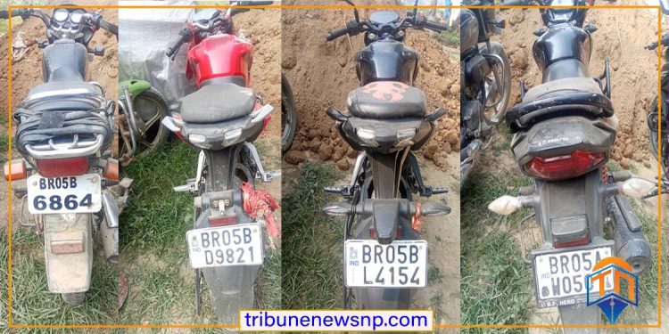 बारामा प्रहरी र तस्कर समूहबीच गोली हानाहान : चार मोटरसाइकल र मोबाइल बरामद