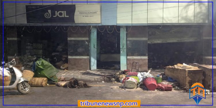 वीरगञ्ज–१६ लिंक रोडस्थित स्वस्तिका सप्लायर्समा भीषण आगलागी