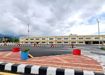 निर्माण सकिएको सात महिनासम्म चल्न सकेन धरान बसपार्क, विवादले करोडौँको लगानी अलपत्र