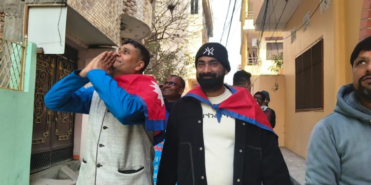 भोजपुरी स्टार प्रदेशी साह पनि रास्वपाका हरि पन्तको पक्षमा मत माग्दै, मतदातामा थप उत्साह