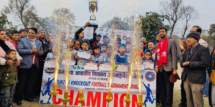 ठोरी एकेडेमीले जित्यो प्याब्सन पर्सा अन्तर विद्यालय जुनियर फूटबलको उपाधि 