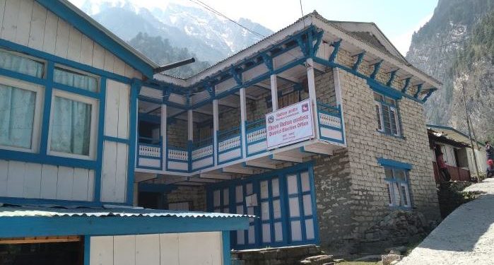 मनाङमा प्रतिनिधिसभाका लागि तीन चिह्नबीच प्रतिस्पर्धा, एमाले र राप्रपाको कांग्रेसलाई समर्थन