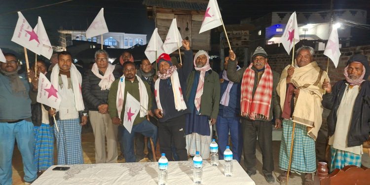 धनुषामा जसपालाई धक्का : मुस्लिम संगठनका जिल्ला कोषाध्यक्षसहितका नेताहरू नेकपामा प्रवेश