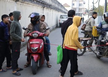 महाशिवरात्रिमा राजधानीका सडकमा बालबालिकाद्वारा दान सङ्कलन