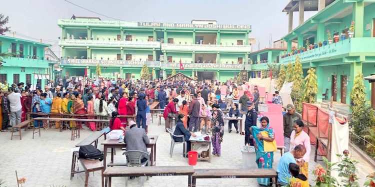 सुदूरपश्चिममा उत्साहजनक मतदान, मध्याह्नसम्म २० प्रतिशत मत खस्यो