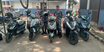 पर्सामा १७ लाख ३० हजार मूल्यका २२ थान अवैध इलेक्ट्रिक स्कुटर बरामद