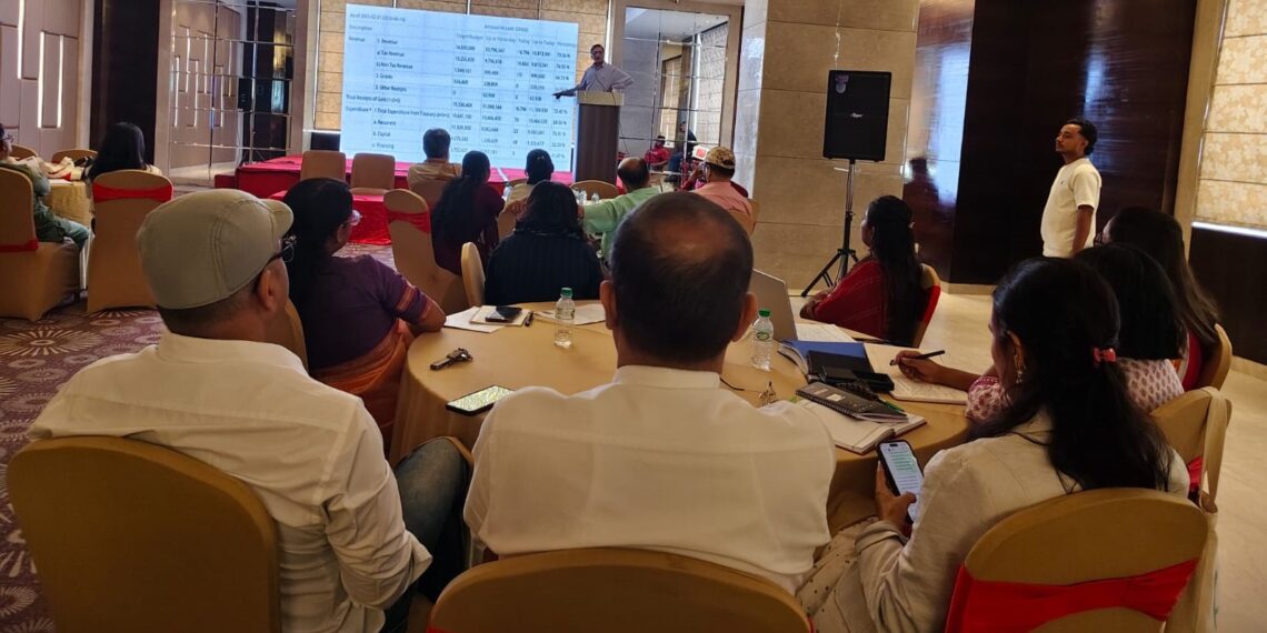 वीरगन्जमा आर्थिक विकास र लोकतन्त्र सुदृढीकरणबारे बहस : नीति भन्दा नियतले लोकतन्त्र जोखिममा