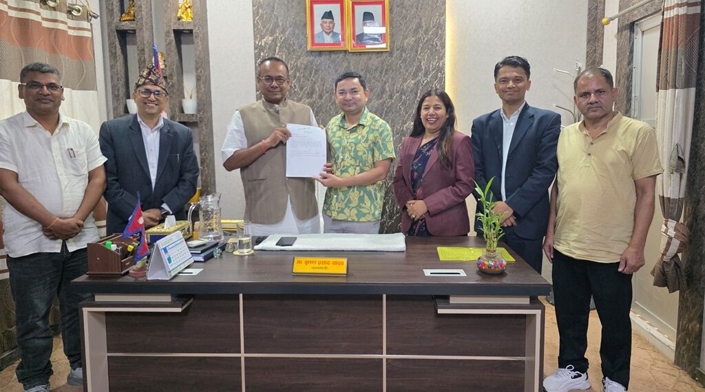मधेस प्रदेशमा मन्त्रालयको कटौती गर्ने सिफारिस समितिले प्रतिवेदन बुझायो