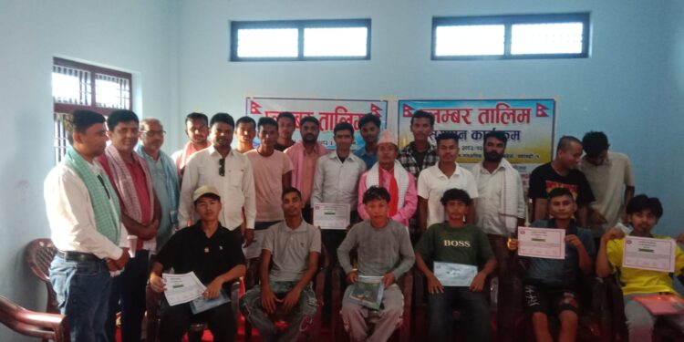 पर्सागढीमा प्लम्बर र बिल्डिङ इलेक्ट्रिसियन तालिम सम्पन्न, ३५ जना युवा बने दक्ष प्राविधिक