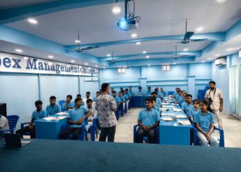 वीरगन्ज कलेजका कक्षा ११ का विद्यार्थीहरुलाई वक्तृत्वकलाको तालिम