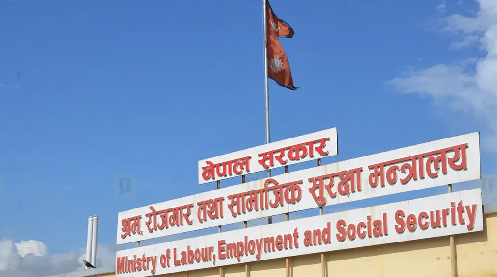 वैदेशिक रोजगार बिमामा व्यापक सुधारको योजनाः घरदैलोमै पुगेर दाबी भुक्तानी गर्न व्यवस्था गरिने