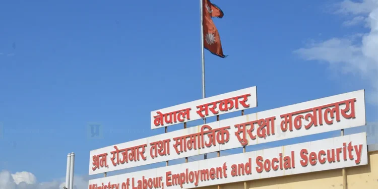 वैदेशिक रोजगार बिमामा व्यापक सुधारको योजनाः घरदैलोमै पुगेर दाबी भुक्तानी गर्न व्यवस्था गरिने