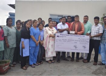 वीरगन्ज हेल्थकेयरद्वारा प्रधानमन्त्री दैविप्रकाेप राहत काेषमा १० लाख सहयाेग