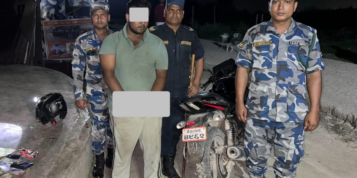 ५ ग्राम ६९ मिलिग्राम ब्राउनसुगर र मोटरसाईकल सहित एक भारतीय पक्राउ